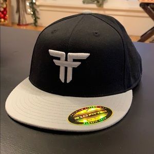 Fallen 210 fitted flexfit